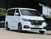 Hyundai H-1 2.5 Deluxe 2019 ออปชั่นครบ พร้อมใช้งาน