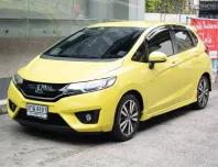  2014 HONDA JAZZ 1.5 SV รถเจ้าของเดียว ไม่เคยชนหนัก พลิกคว่ำ น้ำท่วม เข้าศูนย์ฮอนด้าตลอดทุกระยะ