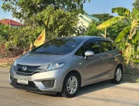 Honda Jazz 1.5 V+ ปี 2016 สีบรอนเงิน