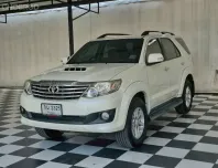 TOYOTA FORTUNER 3.0 V.CHAMP.4 WD เกียร์ออโต้ ปี 2012