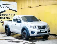 Nissan NP 300 Navara 2.5 KING CAB S Pickup ปี 2019 เครื่อง ดีเซล เกียร์ ธรรมดา รถสวยเดิม สภาพดี