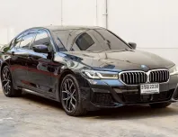 2022 BMW 5 Series 2.0 530e รถเก๋ง 4 ประตู ออกรถง่าย รถสวย ไมล์น้อย เจ้าของขายเอง  