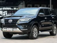 2020 Toyota Fortuner 2.8 V ขับสี่ ผ่อน 15,000 ออกรถ 999