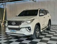 TOYOTA NEW FORTUNER 2.4 V.2WD.เบาะไฟฟ้า DISC 4 ล้อ เกียร์ออโต้ ปี 2018 (ไม่ขายป้ายทะเบียน)
