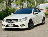 Mercedes Benz E250  CGI Cabriolet เปิดประทุนไฟฟ้า เครื่องยนต์: เบนซิน เกียร์: ออโต้ ปี: 2011 สี: ขาว