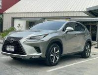  Lexus NX300h Grand Luxury   SUV รถบ้านแท้ ไมล์น้อย 