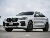 BMW X6 xDrive40i M Sport ปี 2022  ของหายากนานๆทีมีเข้ามา วารันตี/ฺBSI เหลือครบ