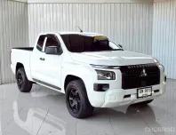 MITSUBISHI TRITON 2.4 Active MT (AB/ABS) ปี 2025 สีขาว โฉม Ext. CAB 23-ปัจจุบัน