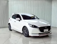 MAZDA2 1.3 Sport S Leather ปี 2022 สีขาว  โฉม ปี14-ปัจจุบัน 5Dr