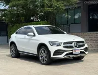 2023 BENZ GLC COUPE 300E FACELIFT รถมือเดียวป้ายแดง วิ่งน้อย เข้าศูนย์ทุกระยะ รถไม่มีอุบัติเหตุครับ