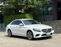 2020 BENZ C220D W205 รถมือเดียวออกป้ายแดง รถวิ่งน้อย เข้าศูนย์ทุกระยะ รถไม่เคยมีอุบัติเหตุครับ