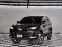 TOYOTA LEGENDER 2.4 V.4WD.BLACK TOP เกียร์อโต้ ปี 2020 จด 2021