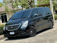 Hyundai H1 2.5 Deluxe (A2) ออโต้ ดีเซล สีดำ ปี2017 