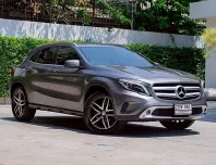 MERCEDES BENZ 1.6 GLA200 Urban โฉม W156 | ปีจด : 2017