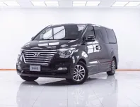 1F152 HYUNDAI H-1 2.5 DELUXE AT 2019