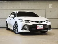 2022 Toyota CAMRY 2.5 HEV Premium Luxury Sedan AT ไมล์แท้ 7 หมื่น รับประกันตัวรถ 5ปี 150,000KM B5091