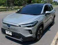 Toyota Corolla Cross 1.8 Hybrid 2024 รถบ้านสวย ฟังก์ชันครบ พร้อมใช้งาน ไมล์น้อย 