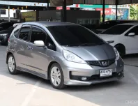 2012 Honda JAZZ 1.5 JP รถเก๋ง 5 ประตู 