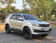 Toyota Fortuner 3.0 V 2 WD ปี 2013
