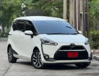 Toyota Sienta 1.5 V  7ที่นั่ง มือเดียว รุ่นท้อป ประตูสไลด์ไฟฟ้า2ด้าน สวยพร้อมใช้