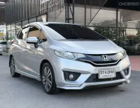Honda Jazz 1.5 i-VTEC 2015 รถแฮทช์แบ็คยอดนิยม