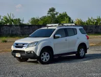 ISUZU MU-X 2.5 VGS DVD ปี 2015 รถอเนกประสงค์ 7 ที่นั่ง ภายในกว้าง นั่งสบาย ดูแลง่าย