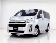 6B636 TOYOTA HIACE 2.8 GL 6MT 2022