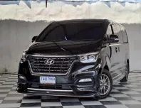 HYUNDAI NEW H1 2.5 DULUXE DAIMOND เกียร์ออโต้ ปี 2020 จด 2021