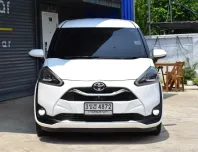 Toyota Sienta 1.5 V รุ่นท๊อป ปี 2021 สีขาว เครื่องยนต์เบนซินล้วน 1.5 cc ประหยัดน้ำมัน  รถออกศูนย์