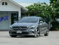 Mercedes-Benz CLA200 Urban W117 AT 2017