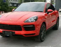 2020 Porsche Cayenne Coupe สี LAVA ORANGE