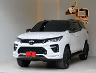 2023 Toyota FORTUNER 2.8 GR Sport Black Top 4WD