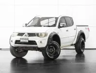 2013 MITSUBISHI TRITON plus 2.4 double cab  M/T