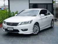 2015 Honda ACCORD 2.0 รถเก๋ง 4 ประตู รถสวย