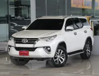 Toyota Fortuner 2.4 V ปี2018 รถบ้านแท้มือเดียว ใช้น้อย5x,xxx เข้าศูนย์ตลอด สวยเดิมทั้งคัน ออกรถ0บาท