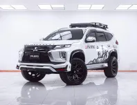 1F476 MITSUBISHI PAJERO 2.4 GT PREMIUM 4WD AT 2022