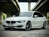 2014 BMW 3 Series 2.0 320i รถเก๋ง 4 ประตู ผ่อนเริ่มต้น9,xxx