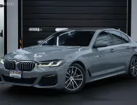 BMW 5 Series 2.0 520d 2022 รถสวยวารันตีเหลือ ไมล์น้อย เจ้าของขายเอง  
