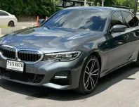 2023 BMW SERIES 330e M SPORT Plug-in Hybrid Topสุด สีเทา