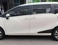 2016 Toyota Sienta รถตู้/MPV 
