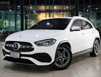 Mercedes-Benz GLA-Class 1.3 GLA200 ปี 2021 รถบ้าน ไมล์แท้  มือเดียวป้ายแดง  