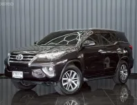 TOYOTA Fortuner 2.8 V 4x4 ปี 2015 สภาพดี