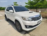 TOYOTA FORTUNER 3.0 V.4 WD CHAMP เกียร์ออโต้ ปี 2011