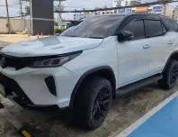TOYOTA FORTUNER 2.4 Legender 2023 รถบ้านสภาพดี
