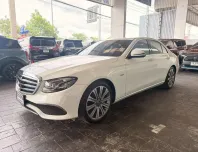 2017จด2019 Mercedes-Benz E350e Exclusive W213 สีขาว