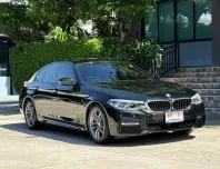 2020 BMW 520D MSPORT รถมือเดียวออกป้ายแดง วิ่งเพียง 90,000 กม เข้าศูนย์ตรงระยะ รถไม่มีอุบัติเหตุครับ