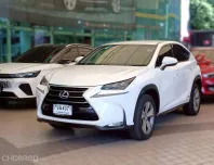 2015 Lexus NX300hฟรีดาวน์ รถสวยมือเดียว สภาพเยี่ยม 