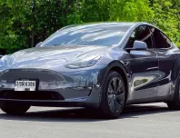 TESLA Model Y Long Range AWD 2023 รถบ้าน มือเดียว ออกศูนย์