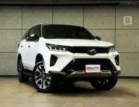 2023 Toyota FORTUNER 2.8 Legender 4WD (Black top) SUV AT ไมล์แท้ (รุ่นแต่งมาจากโรงงาน) B3724