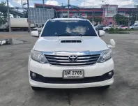 TOYOTA FORTUNER 3.0 V.CHAMP.4 WD เกียร์ออโต้ ปี 2011